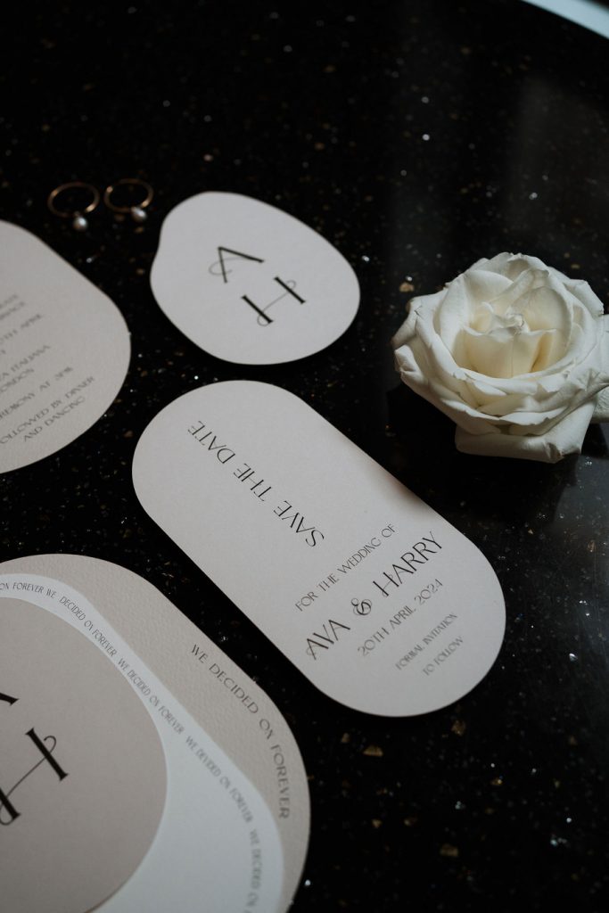 Minimal wedding inspiration | Faye Wilde Photography