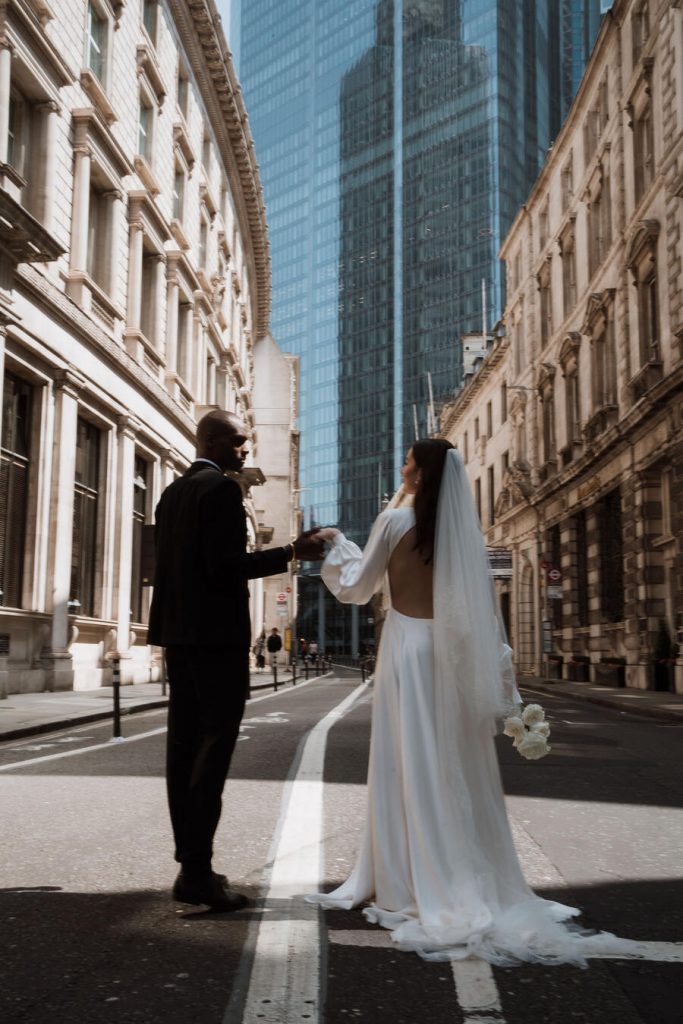 A minimalist and luxe London wedding editorial for Love Story Inspiration UK wedding blog