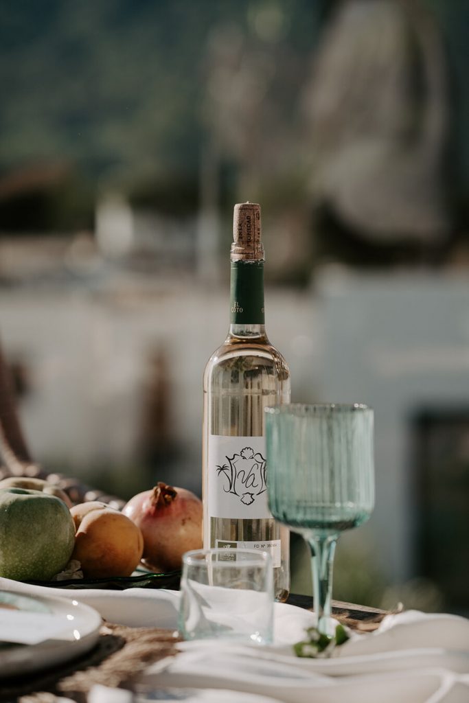 Intimate and authentic relaxed nuptials on The White Island | We are the James's
