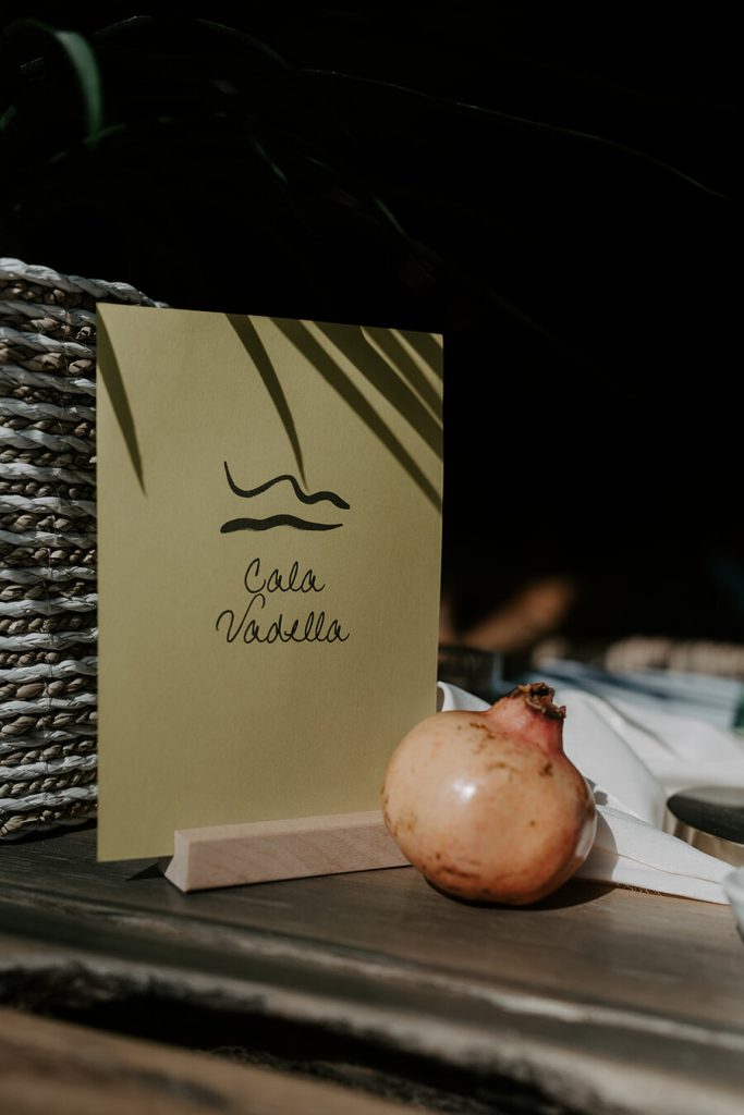 Intimate and authentic relaxed nuptials on The White Island | We are the James's
