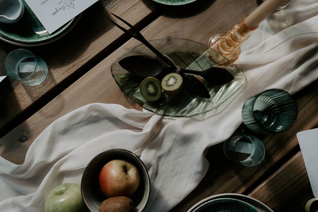 Table styling with an authentic relaxed Balearic vibe for a soulful celebration