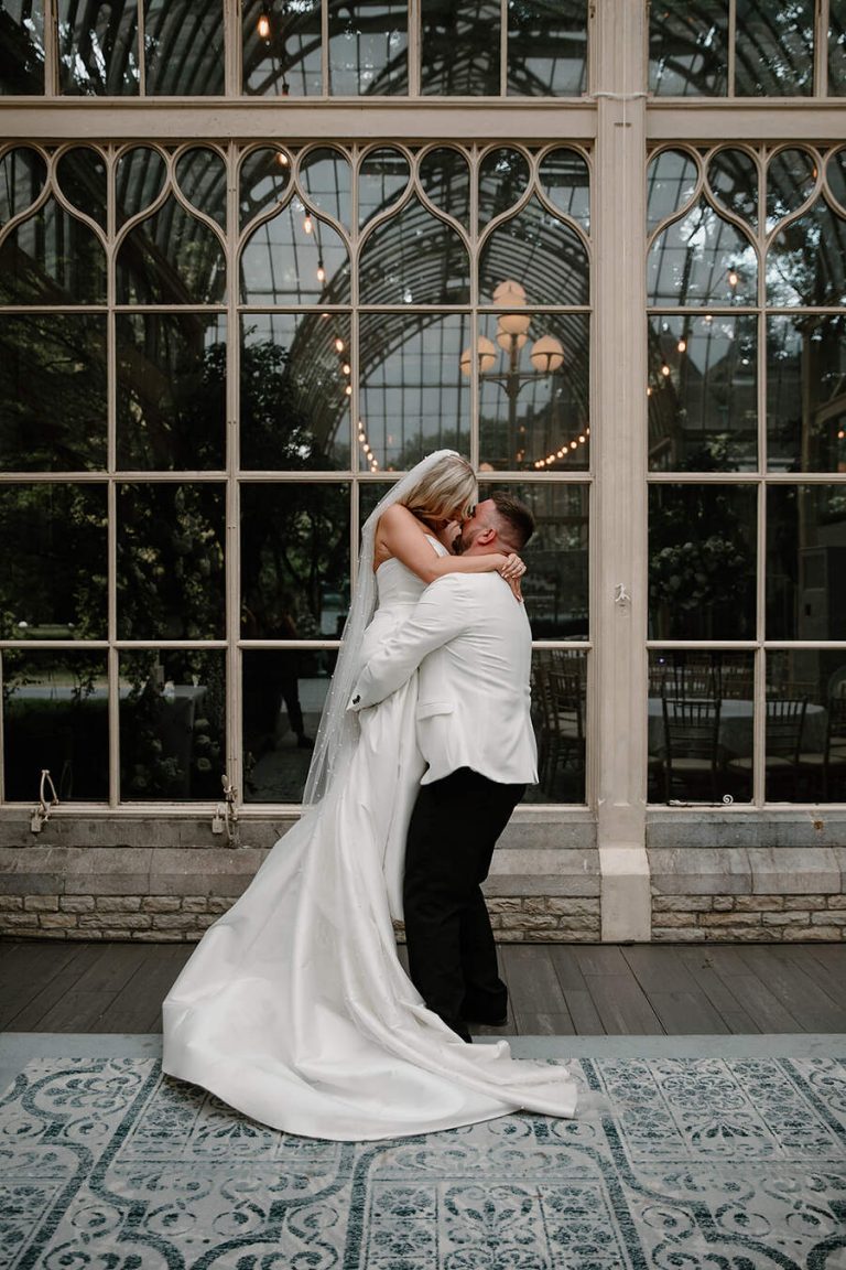 An orangery wedding at Tortworth Court | Natalie Drummond Photography