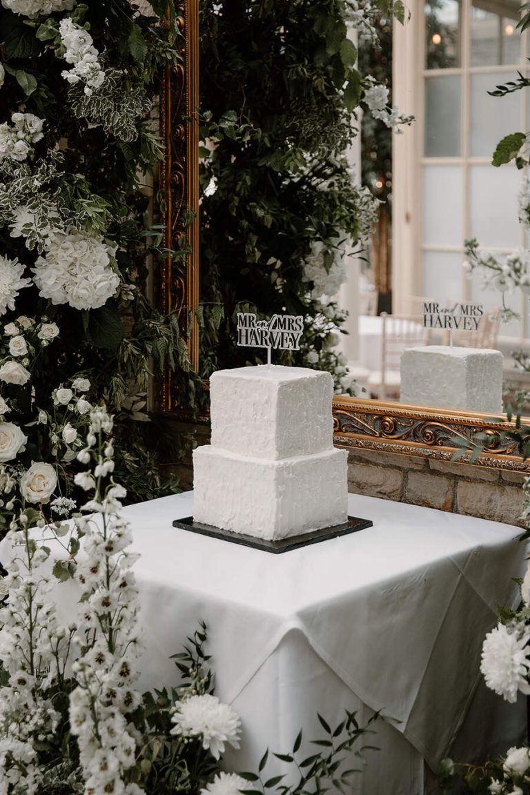 An orangery wedding at Tortworth Court | Natalie Drummond Photography