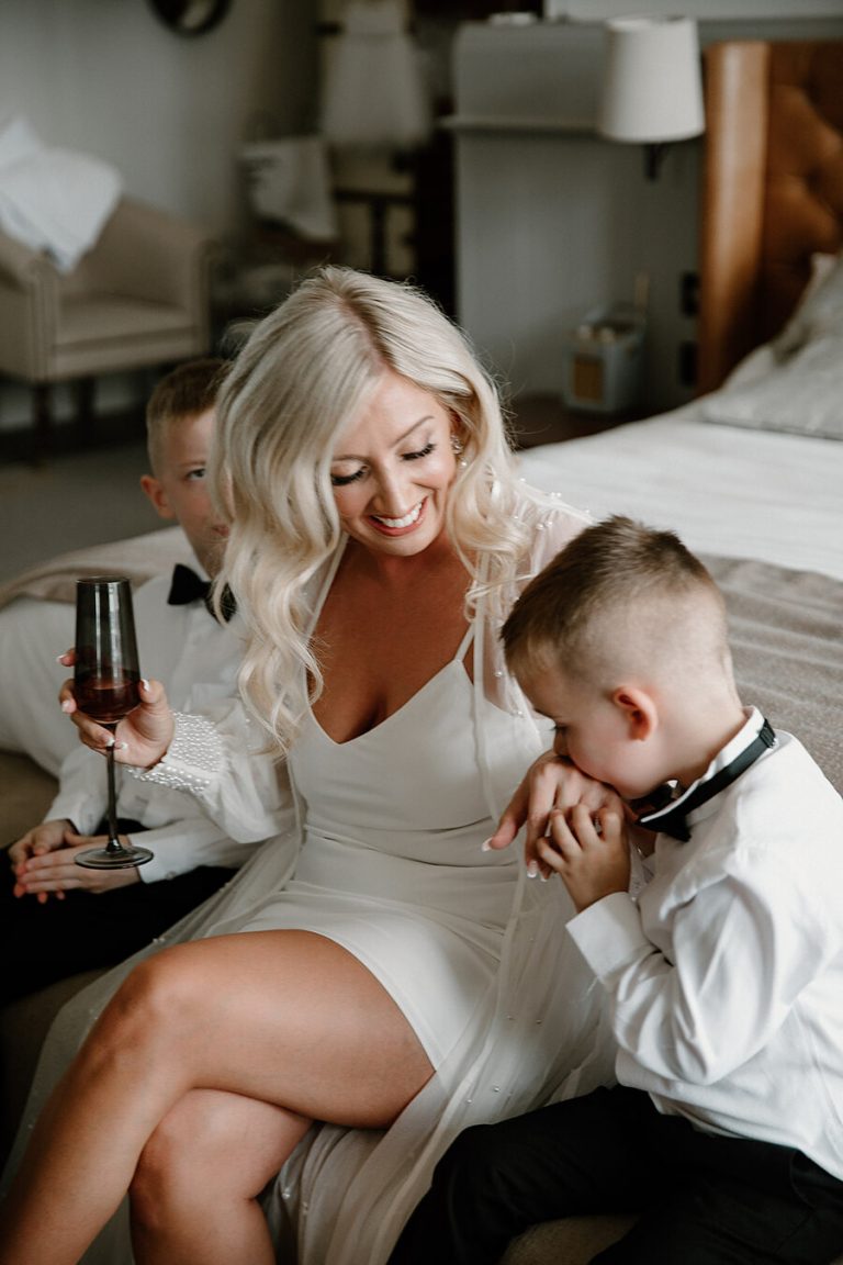 An orangery wedding at Tortworth Court | Natalie Drummond Photography