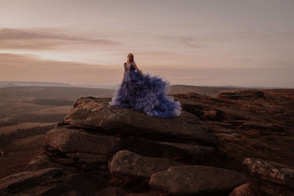 A luxury elopement in the Peak District captured by Helen Rose Photography