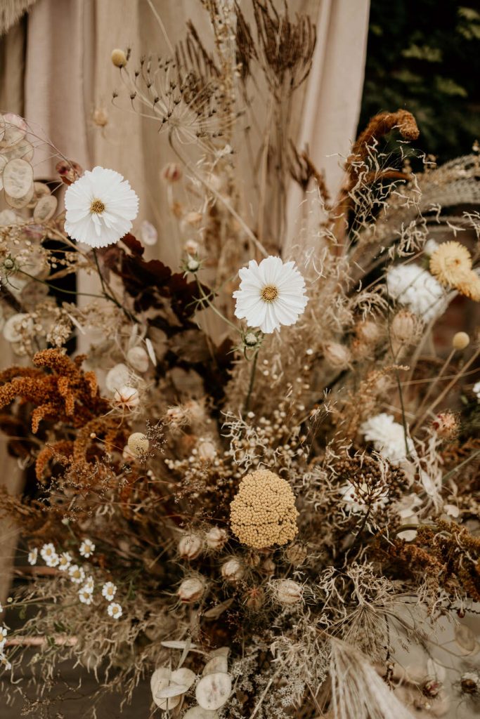 Bobbi Wren Events specialising in luxe boho styling and design