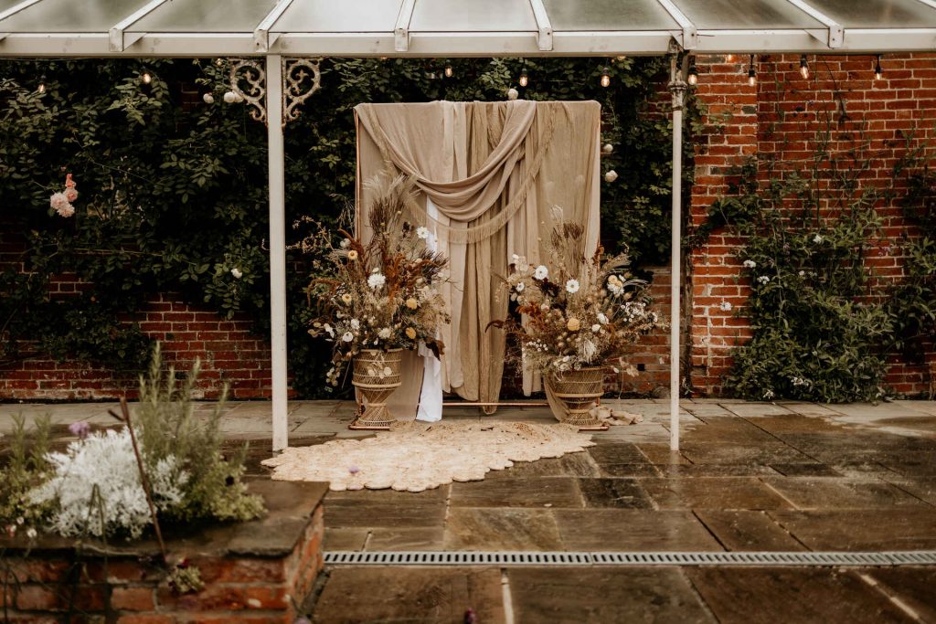 Bobbi Wren Events specialising in luxe boho styling and design