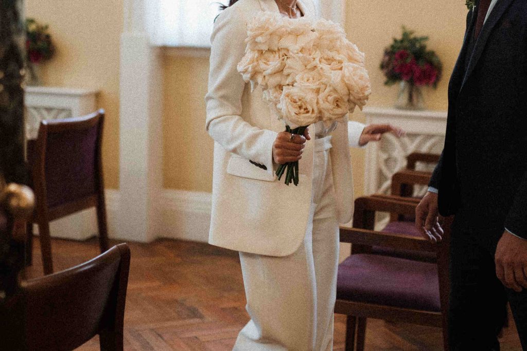 An intimate city wedding at Chelsea Town Hall