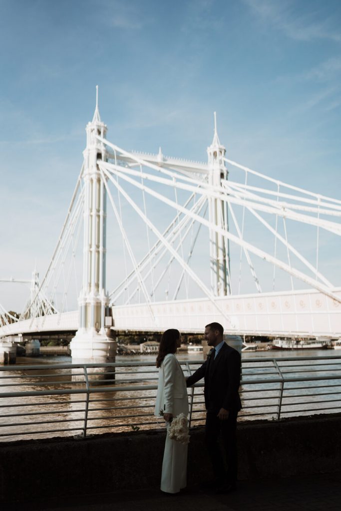 An intimate city wedding at Chelsea Town Hall