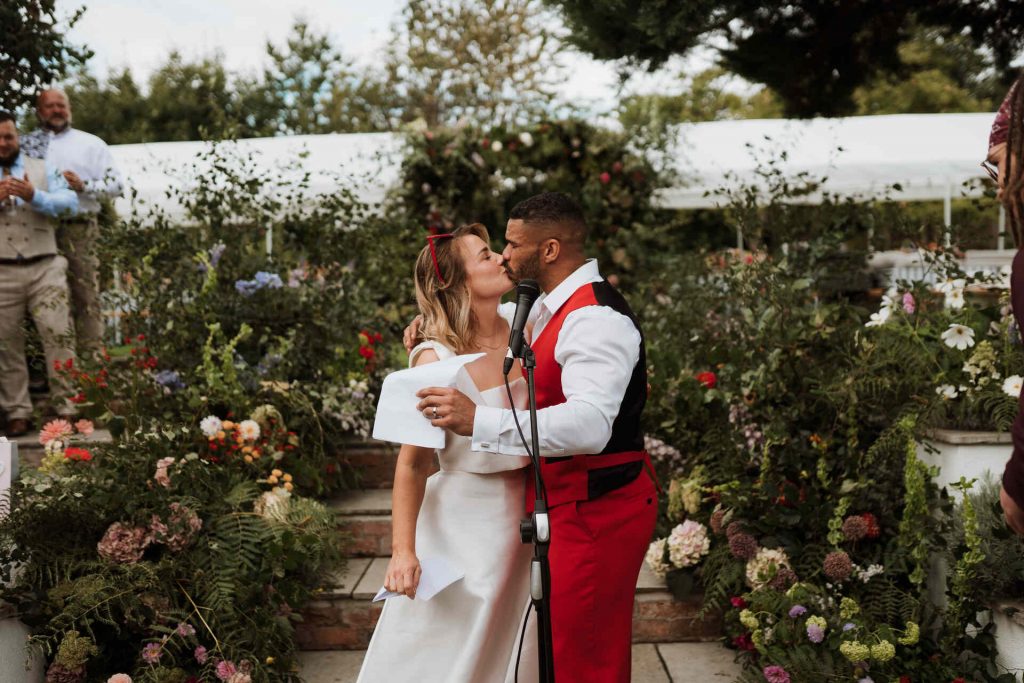 Garden party wedding with Jesus Peiro separates