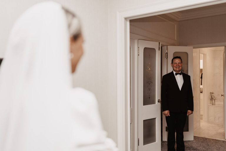 An elegant summer city wedding at Pavilion Club Knightsbridge and a bride in BON BRIDÉ