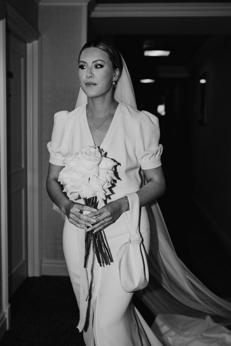 An elegant summer city wedding at Pavilion Club Knightsbridge and a bride in BON BRIDÉ