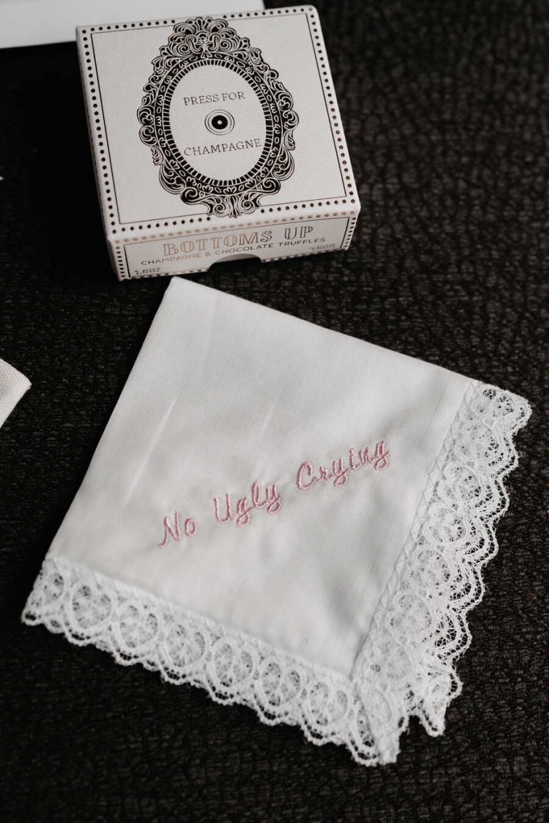 An elegant summer city wedding at Pavilion Club Knightsbridge and a bride in BON BRIDÉ