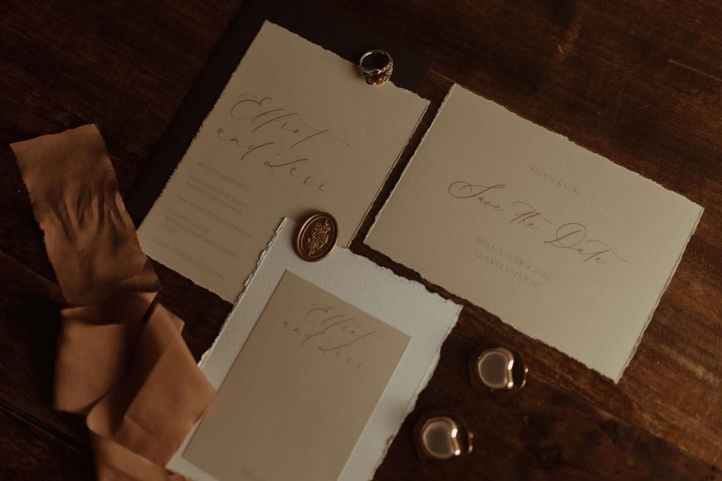 A dreamily romantic wedding editorial at Monmouthshire's Llantilio House