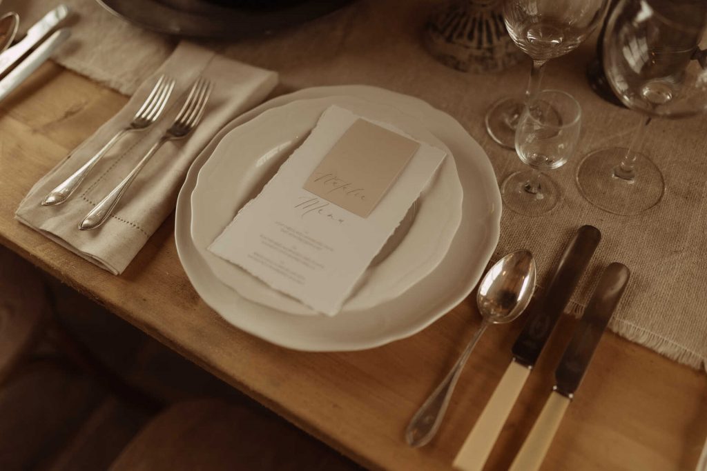 A dreamily romantic wedding editorial at Monmouthshire's Llantilio House