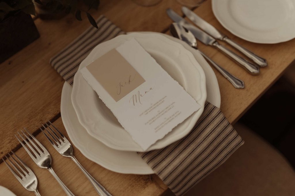 A dreamily romantic wedding editorial at Monmouthshire's Llantilio House