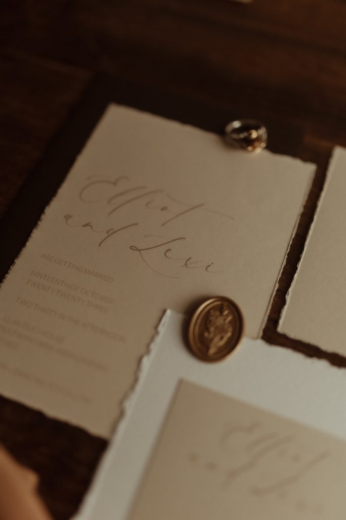 A dreamily romantic wedding editorial at Monmouthshire's Llantilio House