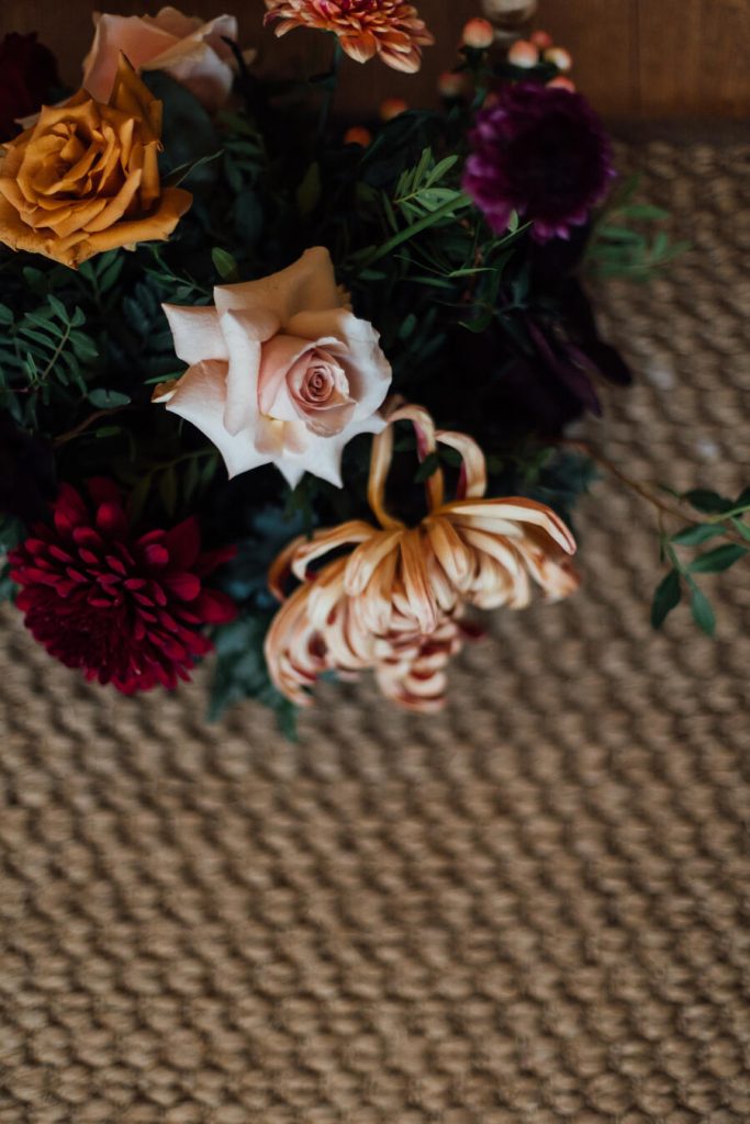 An elegant Autumnal wedding at Hampton Manor