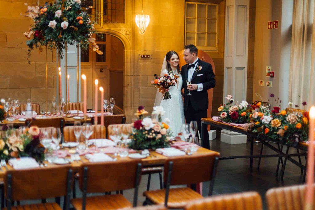 An elegant Autumnal wedding at Hampton Manor