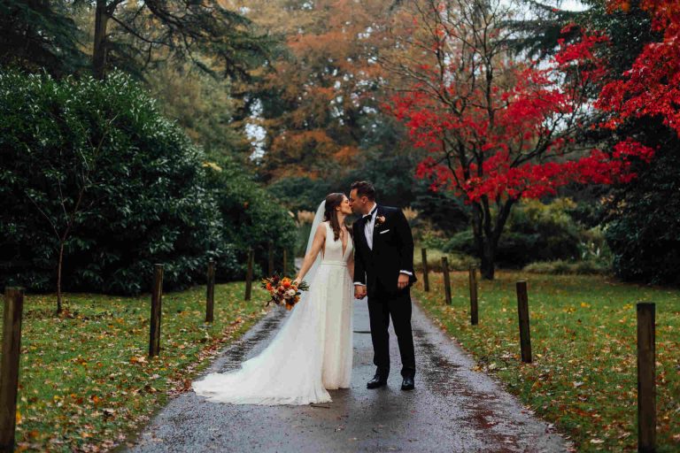 A countryside wedding with an elegant Autumnal palette