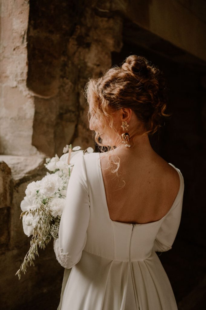 An all white bridal look embodying an elegant less is more approach