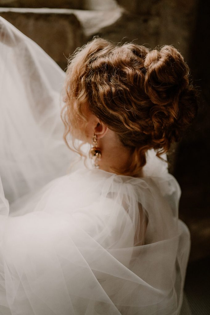 Elegant all white wedding inspiration for the modern bride at Gloucestershire's historic Blackfriars Priory