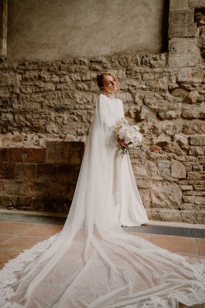 Elegant all white wedding inspiration for the modern bride at Gloucestershire's historic Blackfriars Priory