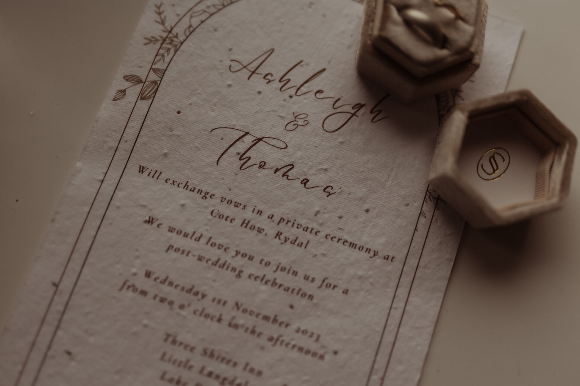A small Autumnal wedding in The Lakes for Ash + Tom | Captured by Esme Whiteside Photography