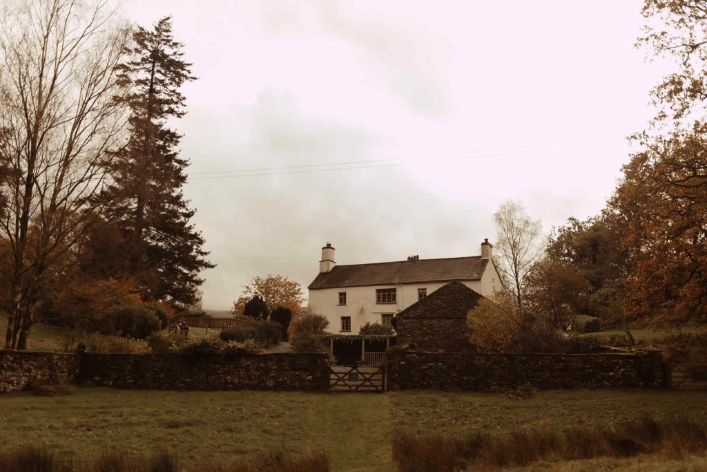 Cote How, a beautifully intimate, cosy wedding venue in The Lake District | Captured by Esme Whiteside Photography