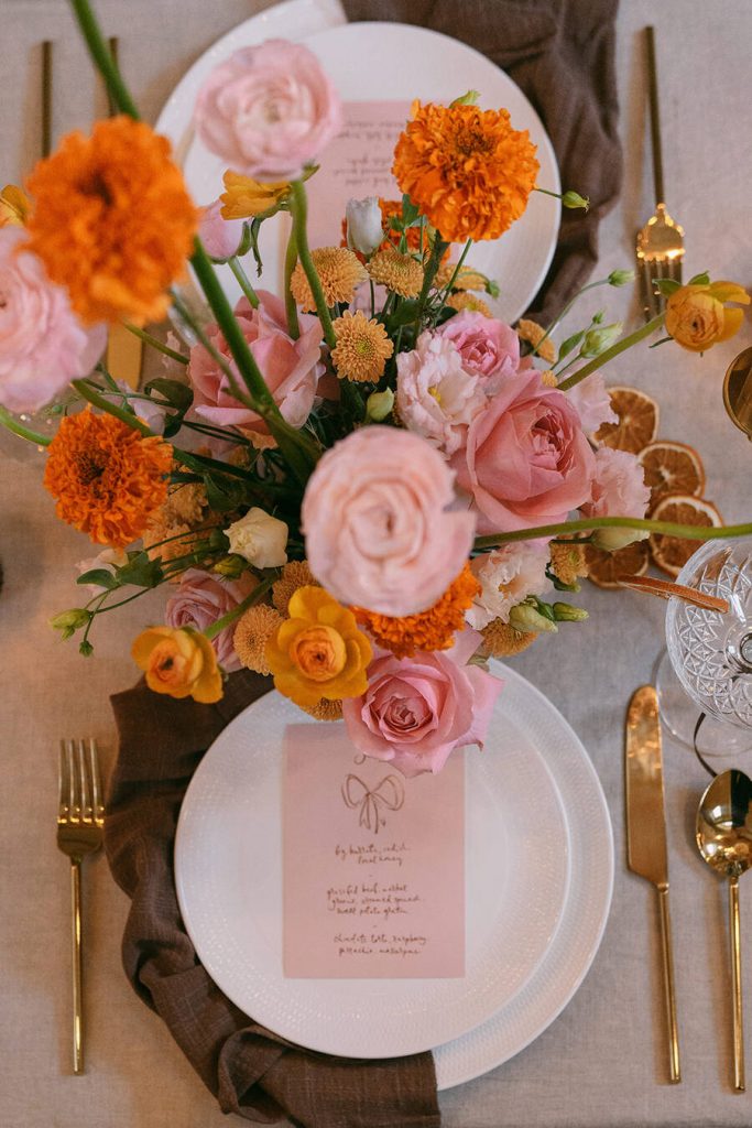 Colourful wedding scenes at an intimate London wedding with a playful Spring palette | Lynn Shapiro Photography