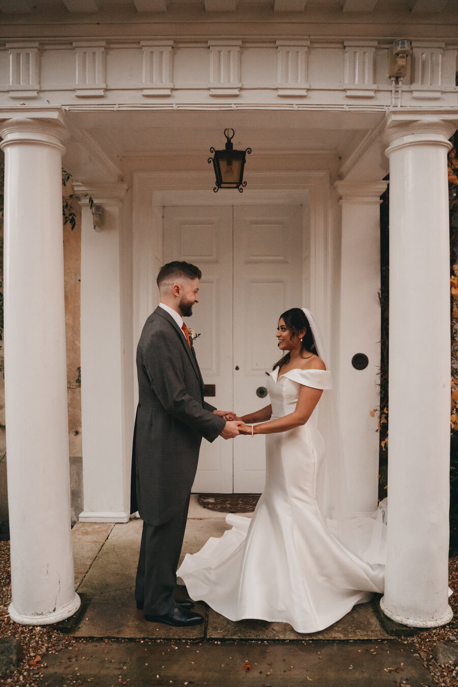 A change of wedding outfit for an Autumnal bride
