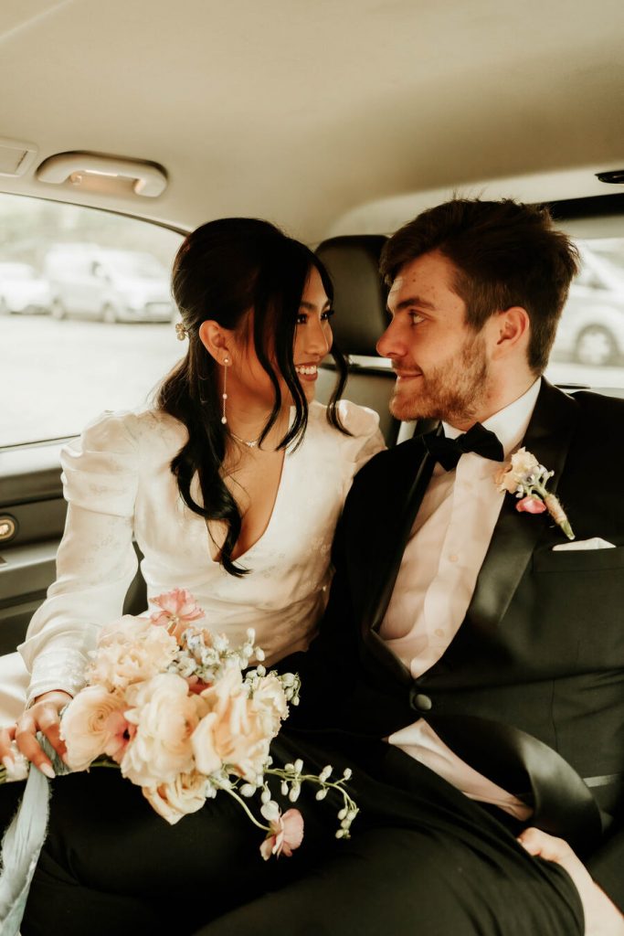 A chic, romantic Edinburgh elopement | A modern Love Story