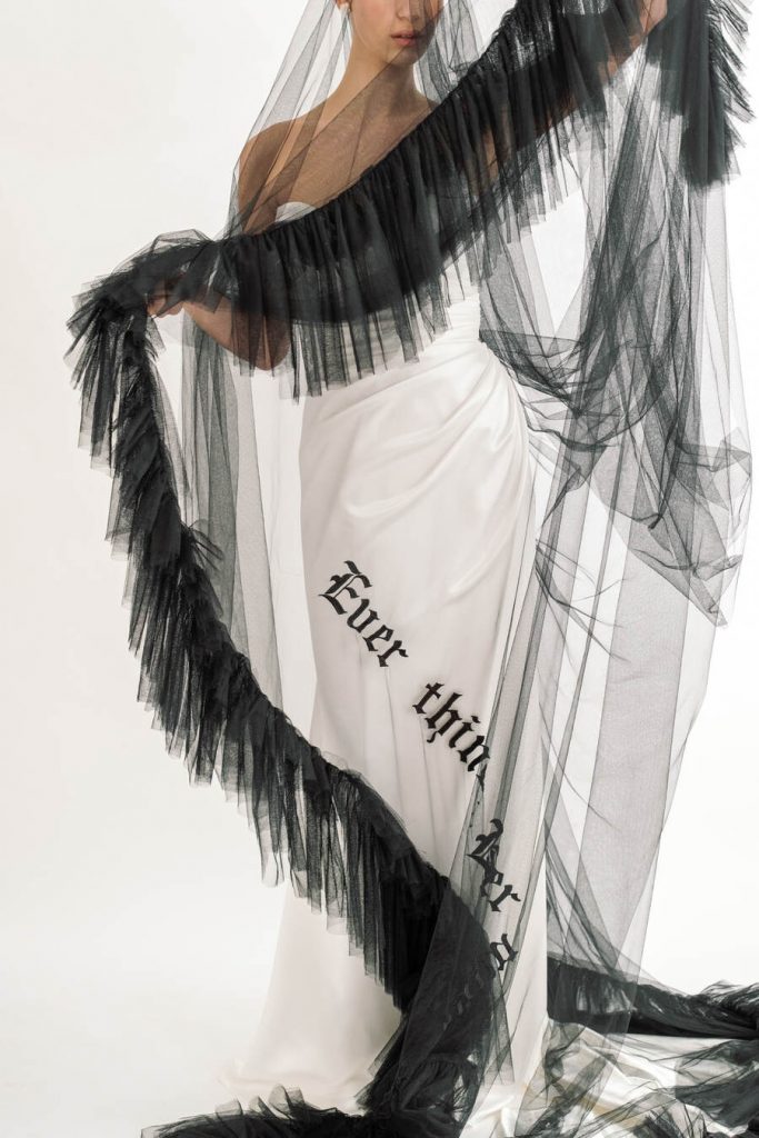 A boldly elegant bespoke wedding veil for the modern bride